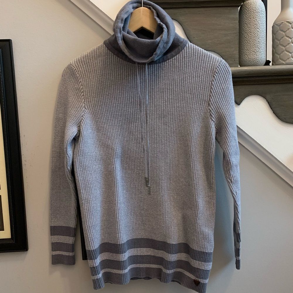 Guess Gray Funnel Neck Cotton Sweater sz S EUC